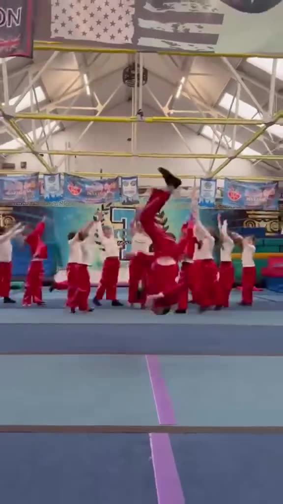 Tycoons hip hop dancers performing